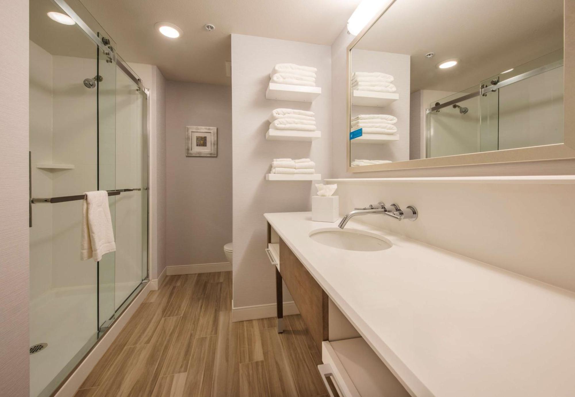 Hampton Inn & Suites Seattle/Redmond Wa Extérieur photo